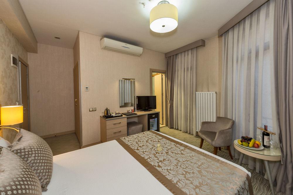 Galata La Bella Hotel อิสตันบูล ภายนอก รูปภาพ