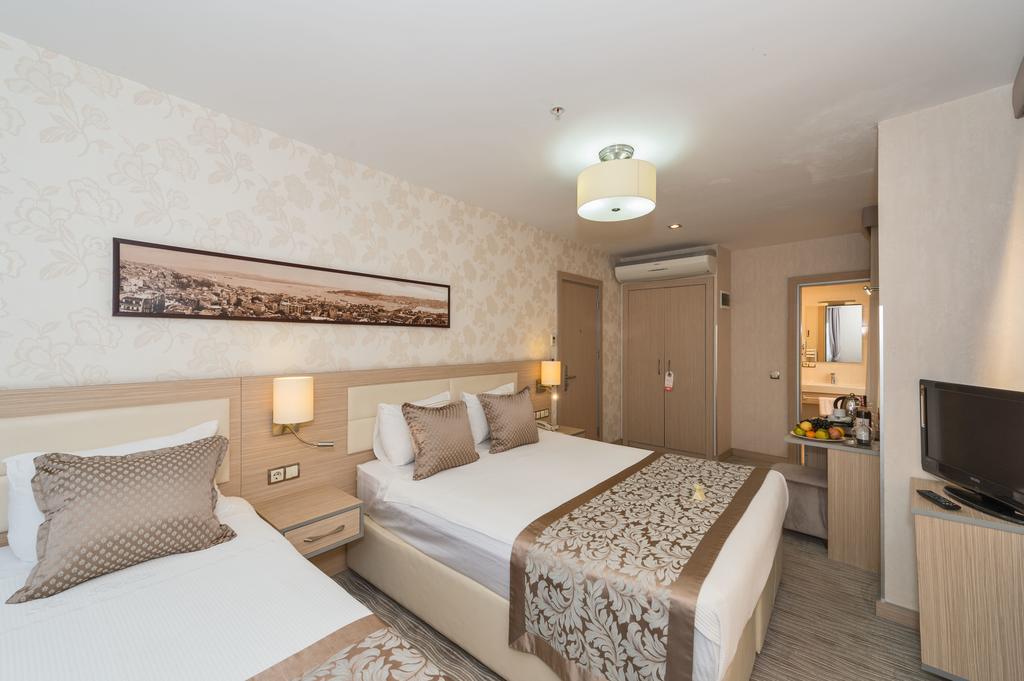 Galata La Bella Hotel อิสตันบูล ภายนอก รูปภาพ