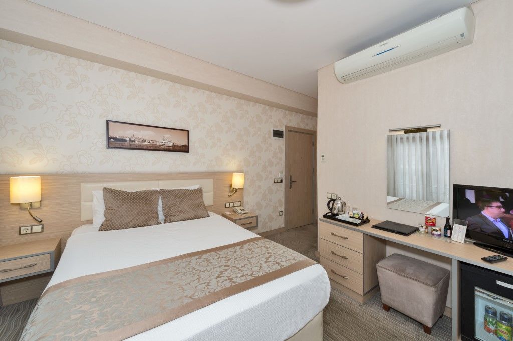 Galata La Bella Hotel อิสตันบูล ภายนอก รูปภาพ