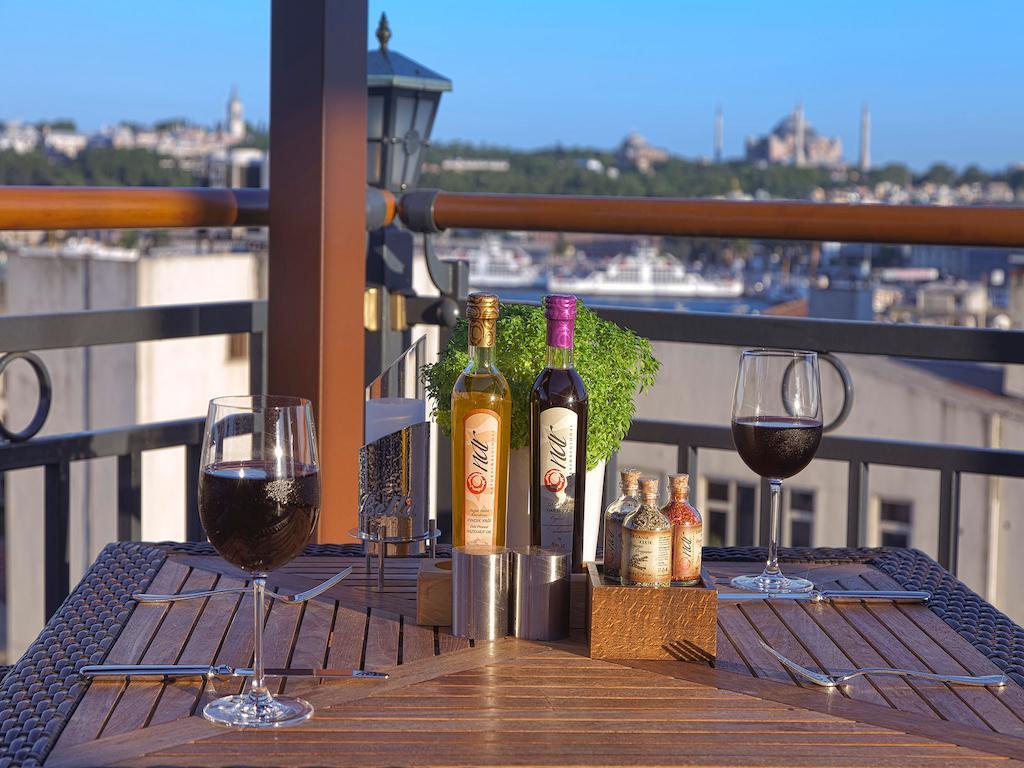 Galata La Bella Hotel อิสตันบูล ภายนอก รูปภาพ